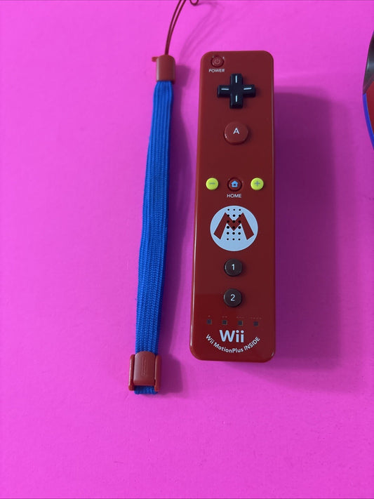 Mario Nintendo Wii Controller Remote w/ Motion Plus & Driving Wheel