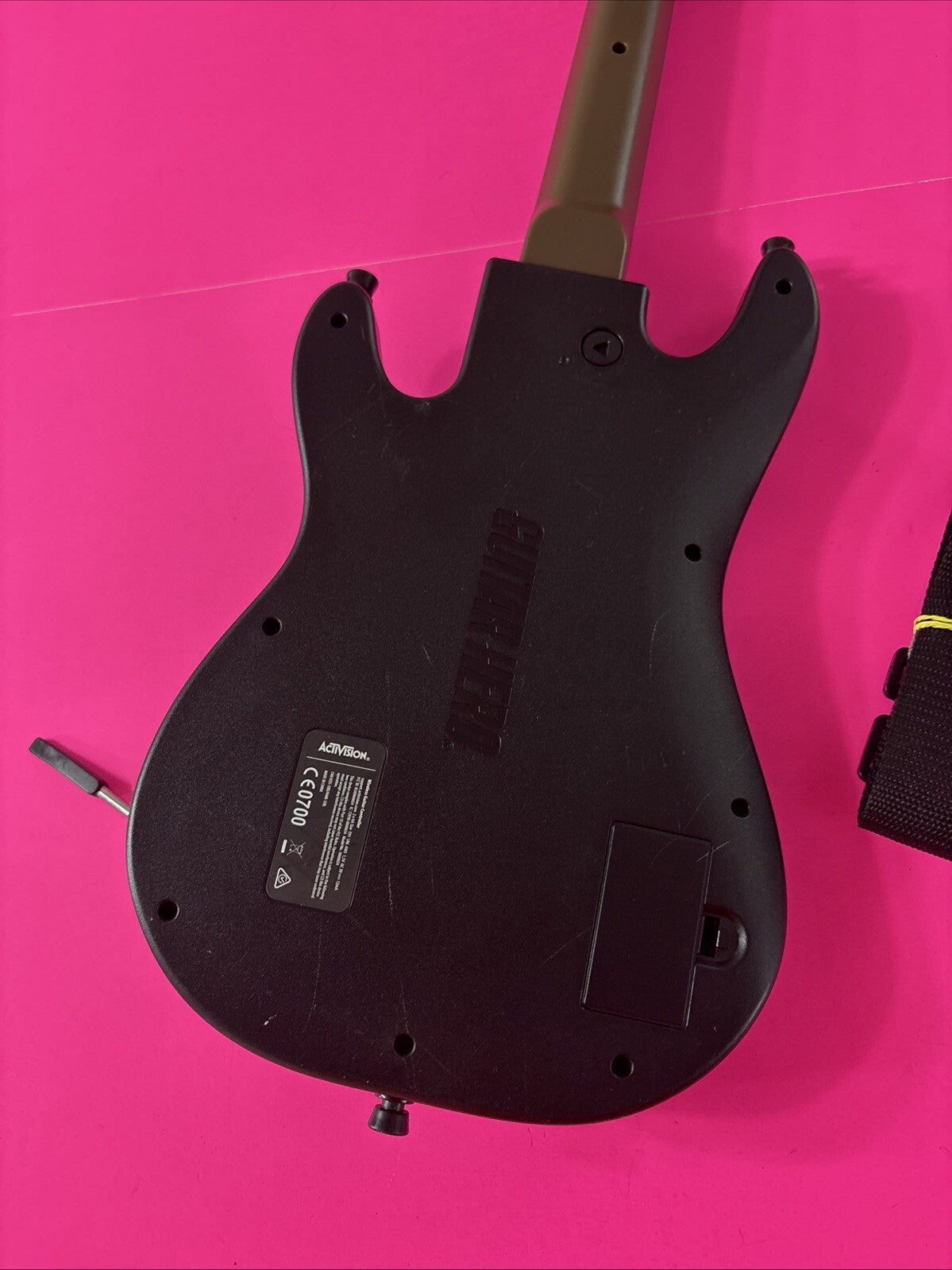 Guitar Hero Live Guitar For Xbox One with Guitar, Strap & NO Dongle - Tested