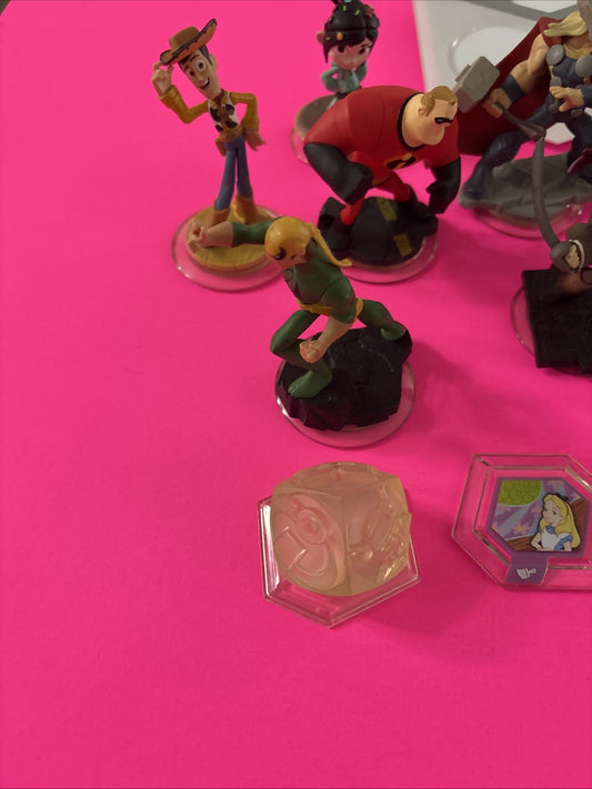 Lot of 13 DISNEY INFINITY FIGURES for Video Game Marvel and Portal