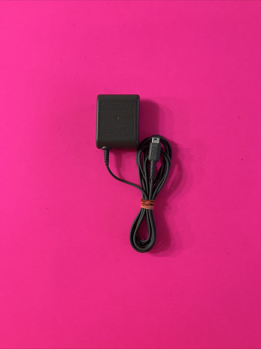 Ds Lite USG-002 AC Adapter OEM Nintendo Home Wall Charger Cable (9a)