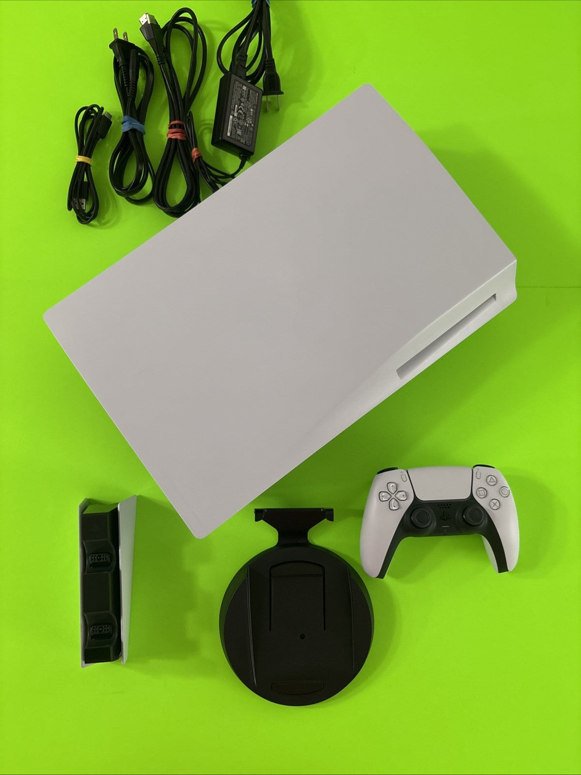 Sony PS5 Console Disc Edition White w/Controller & Installed WD Black SN805p 2tb